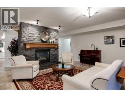 Kitchen - 100, 274256 272 Street W, Rural Foothills County, AB T0K1K0 Photo 31