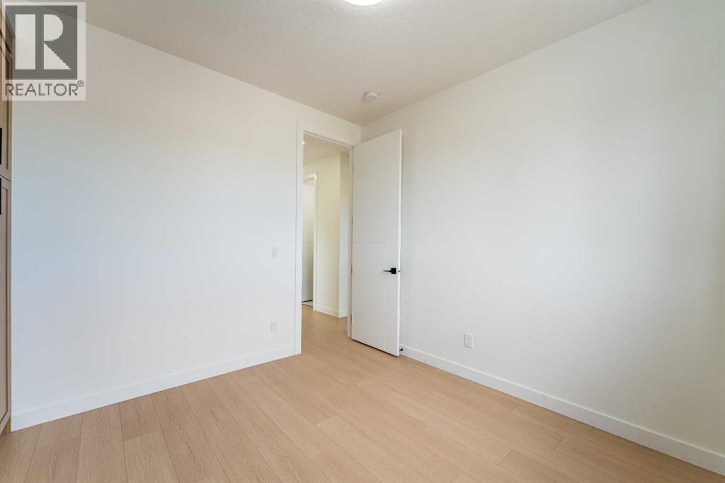 3925 74 Street NW - 26