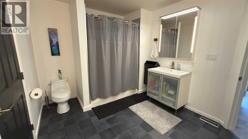 212 Underwood Avenue - 19