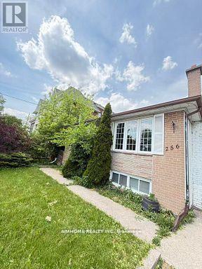 Photo of 256 Patricia Avenue