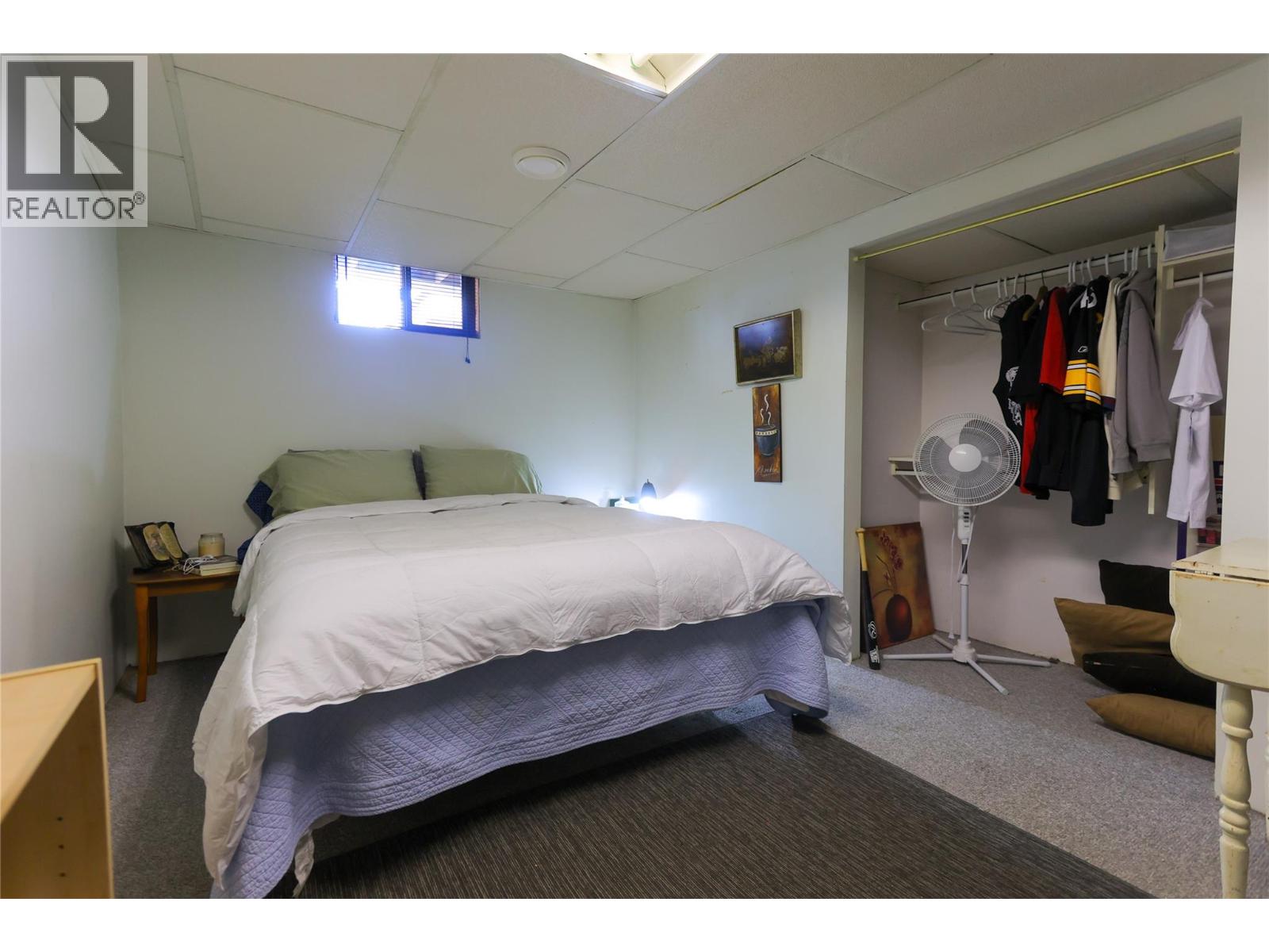 654 Schofield Highway - 25