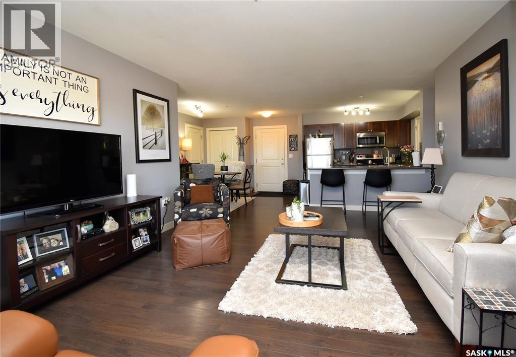 #308 306 Petterson DRIVE - 15