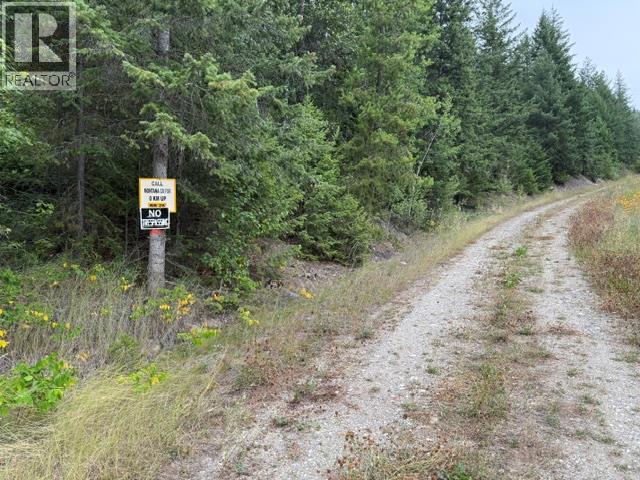 2881 Yellowhead Highway, Clearwater — photo 3