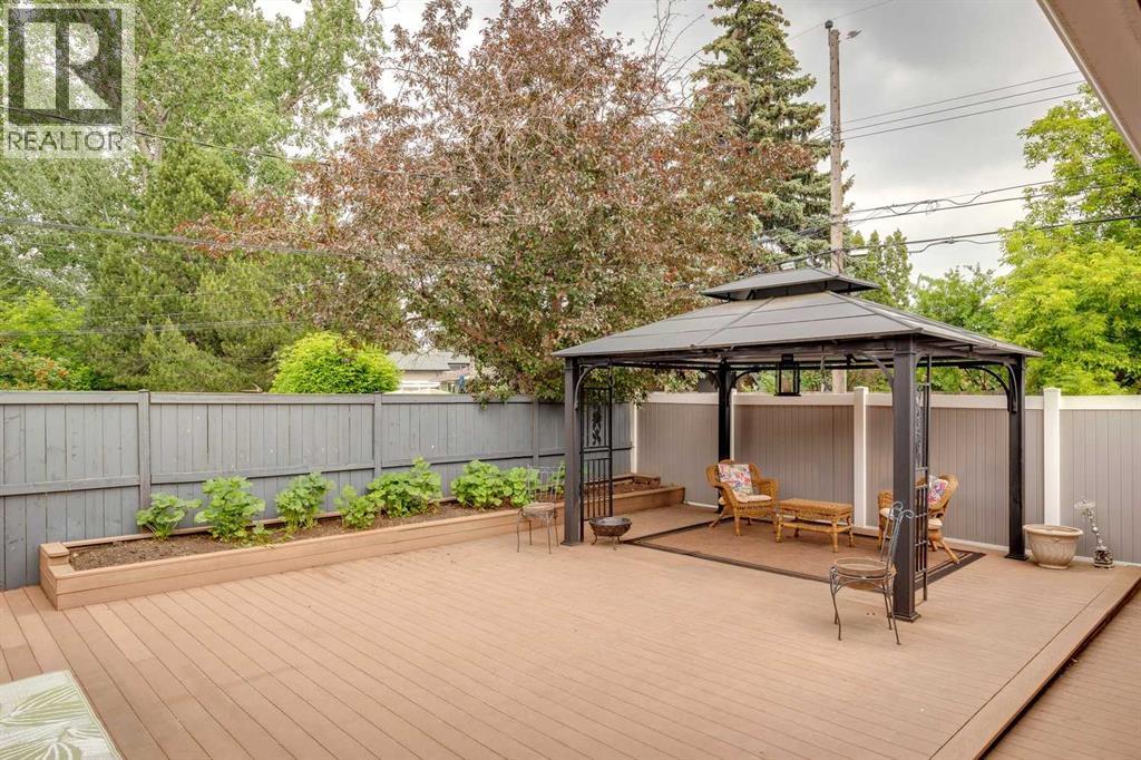 783 Lake Twintree Crescent SE - Image 40