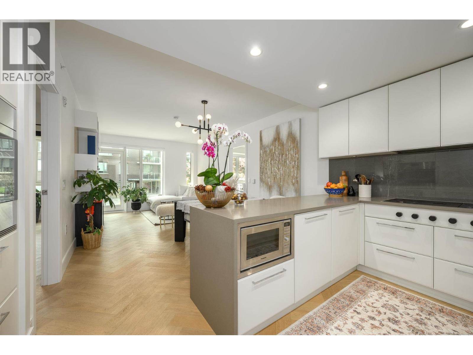 2 Bed, 2 Bath Apartment for Sale in Vancouver – 204 4675 CAMBIE STREET, Vancouver – MLS# R3154572 - Image 12