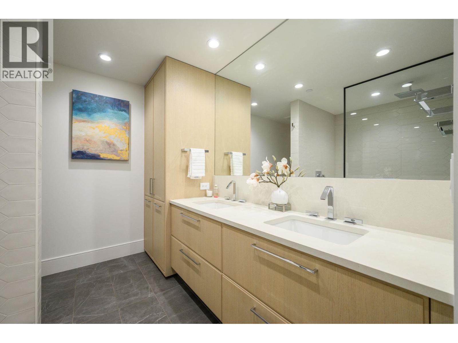 2 Bed, 2 Bath Apartment for Sale in Vancouver – 204 4675 CAMBIE STREET, Vancouver – MLS# R3154572 - Image 18