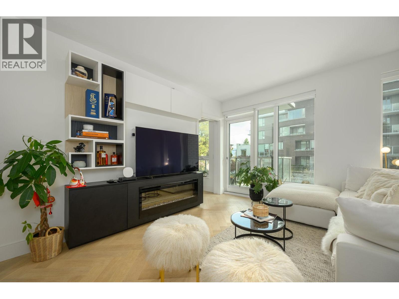 2 Bed, 2 Bath Apartment for Sale in Vancouver – 204 4675 CAMBIE STREET, Vancouver – MLS# R3154572 - Image 6