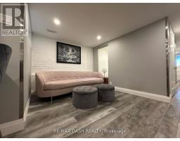 Bsmt - 725 Palmerston Avenue W, Toronto, ON M6G2P6 Photo 18