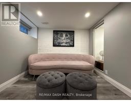 Bsmt - 725 Palmerston Avenue W, Toronto, ON M6G2P6 Photo 6