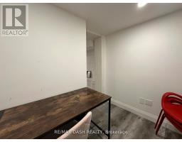 Bsmt - 725 Palmerston Avenue W, Toronto, ON M6G2P6 Photo 7