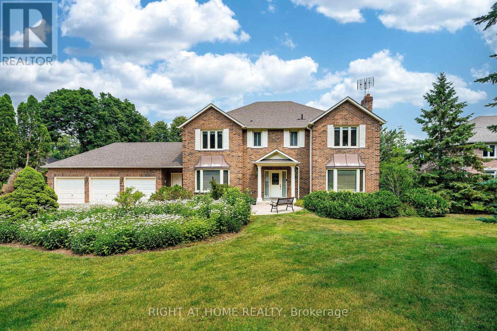 9 GLENRIDGE DRIVE - 5