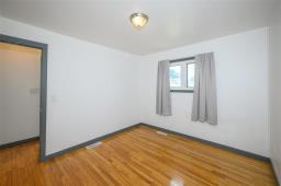 838 Atlantic Avenue, Winnipeg, MB R2X1L4 Photo 9