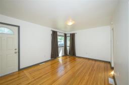 838 Atlantic Avenue, Winnipeg, MB R2X1L4 Photo 6