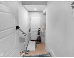 2928 1 Av Sw, Edmonton, AB T6X3E2 Photo 12