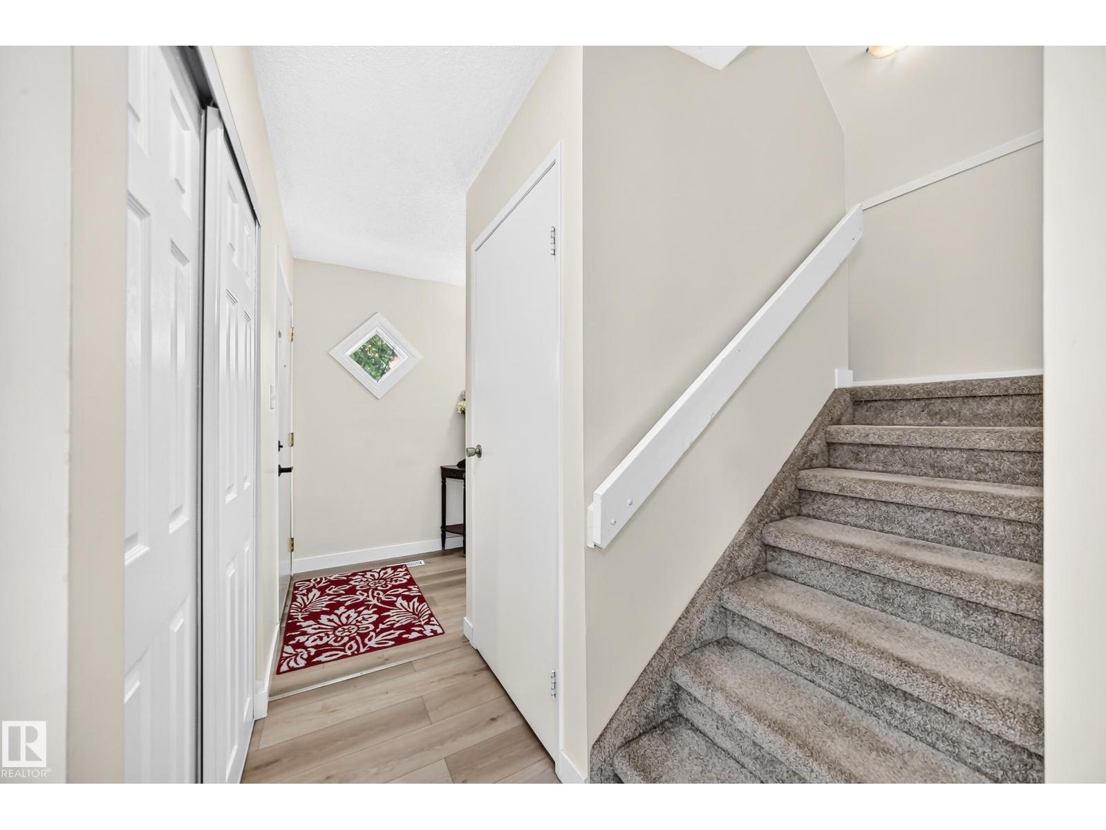 #22 3812 20 AV NW - 19