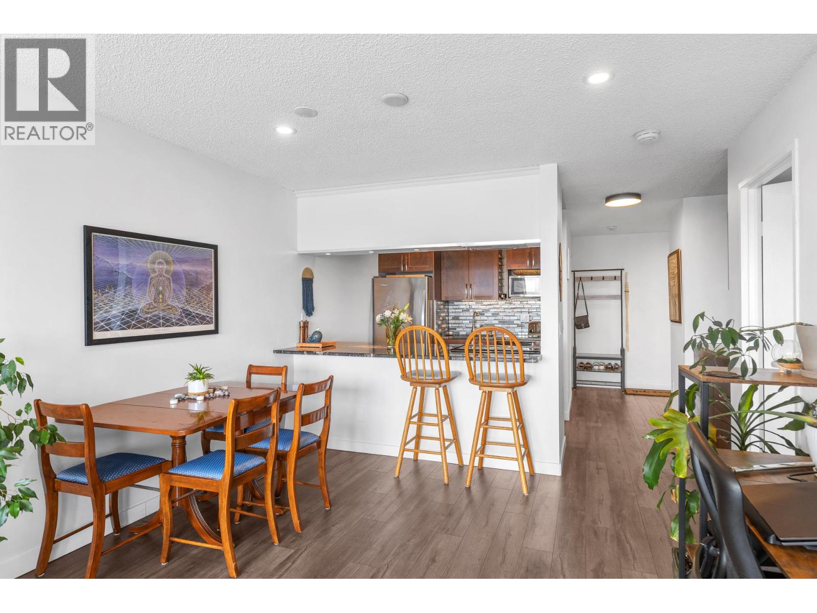 #1205 737 Leon Avenue - 11