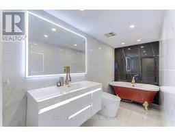 2704 - 45 Kingsbridge Garden Circle, Mississauga, ON L5R3K4 Photo 12