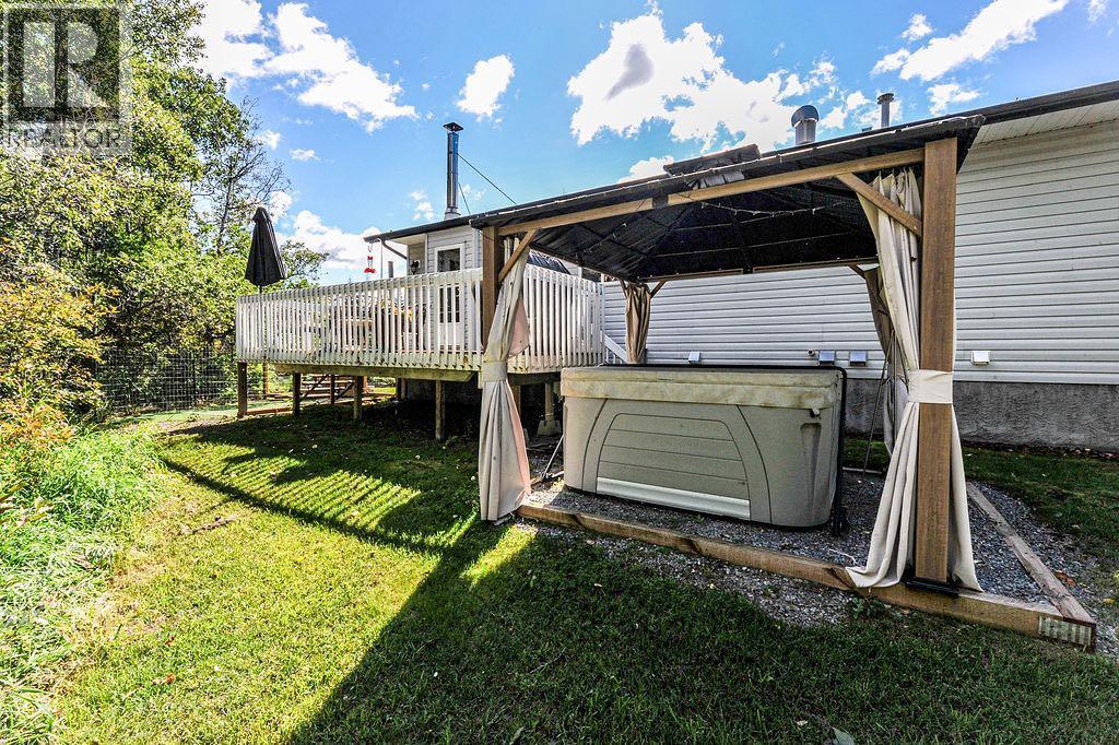 22148 Twp rd 464A - Image 40