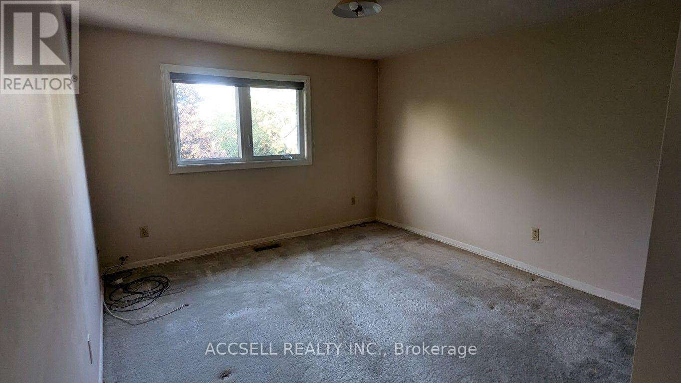 135 PLACENTIA BOULEVARD - 18