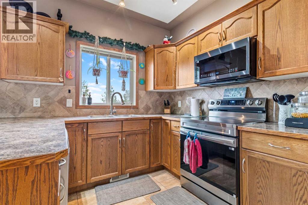 210 Morris Place - 10