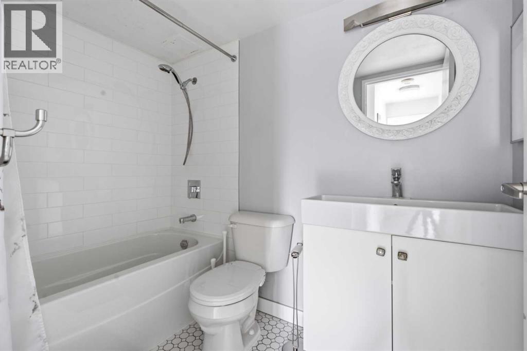 523 15 Avenue Southwest - Photo 8