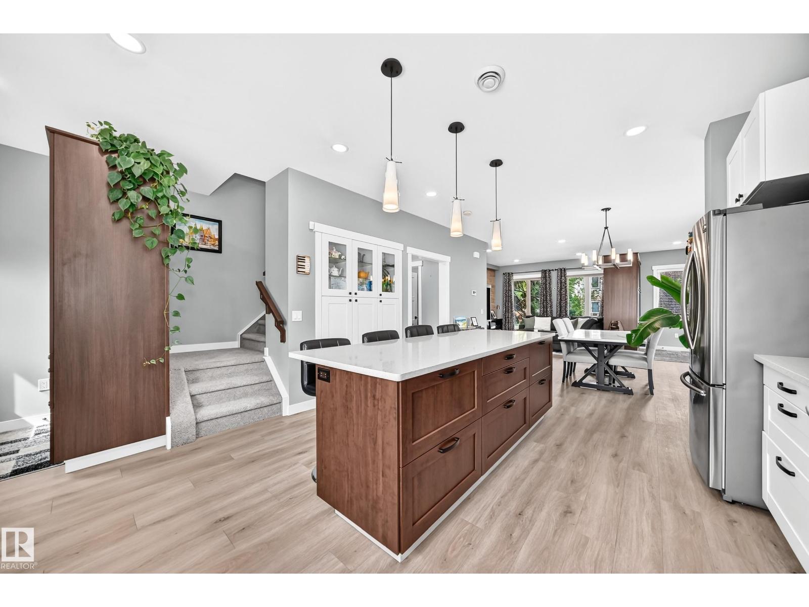 14419 104 AV NW - 8