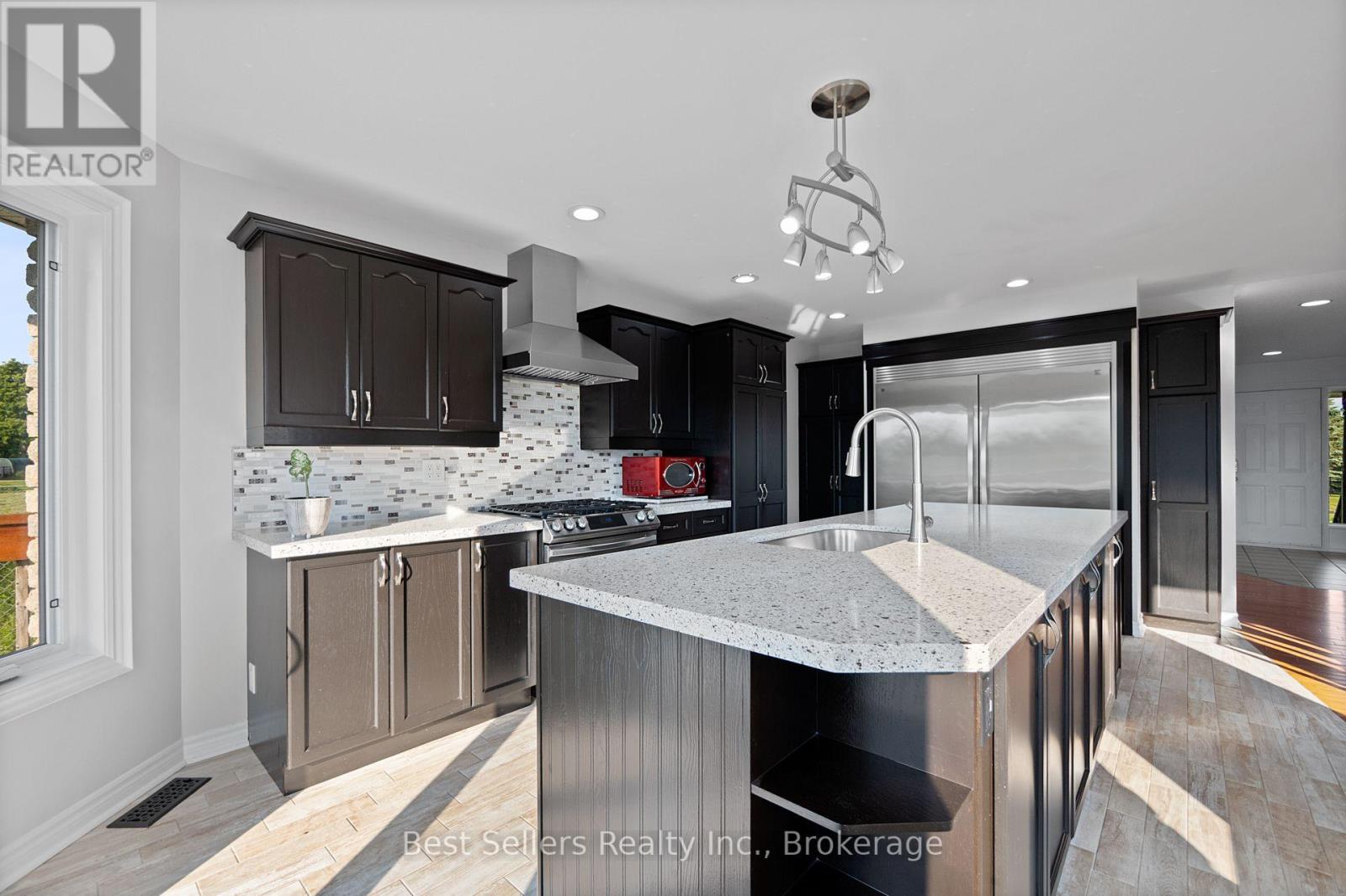 14 Pioneer Ridge Court, Essa, ON photo 17