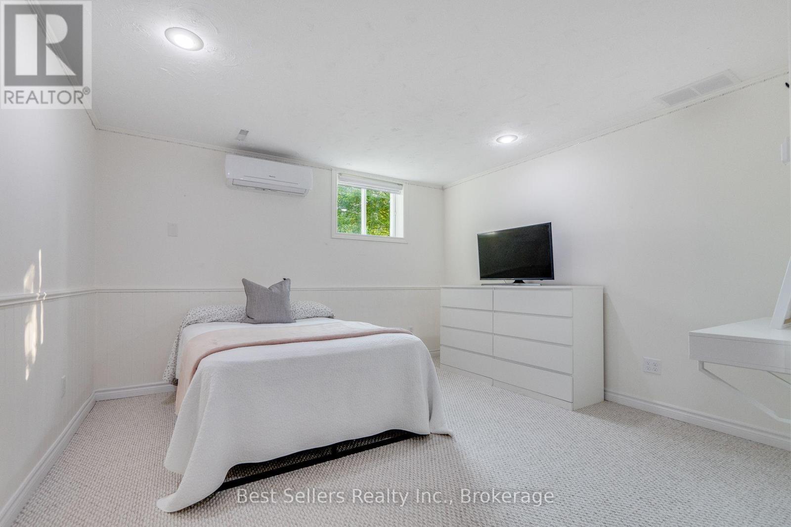 14 Pioneer Ridge Court, Essa, ON photo 38