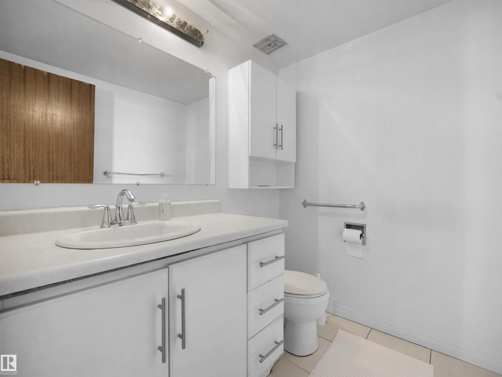 #701 11710 100 AV NW - Image 21