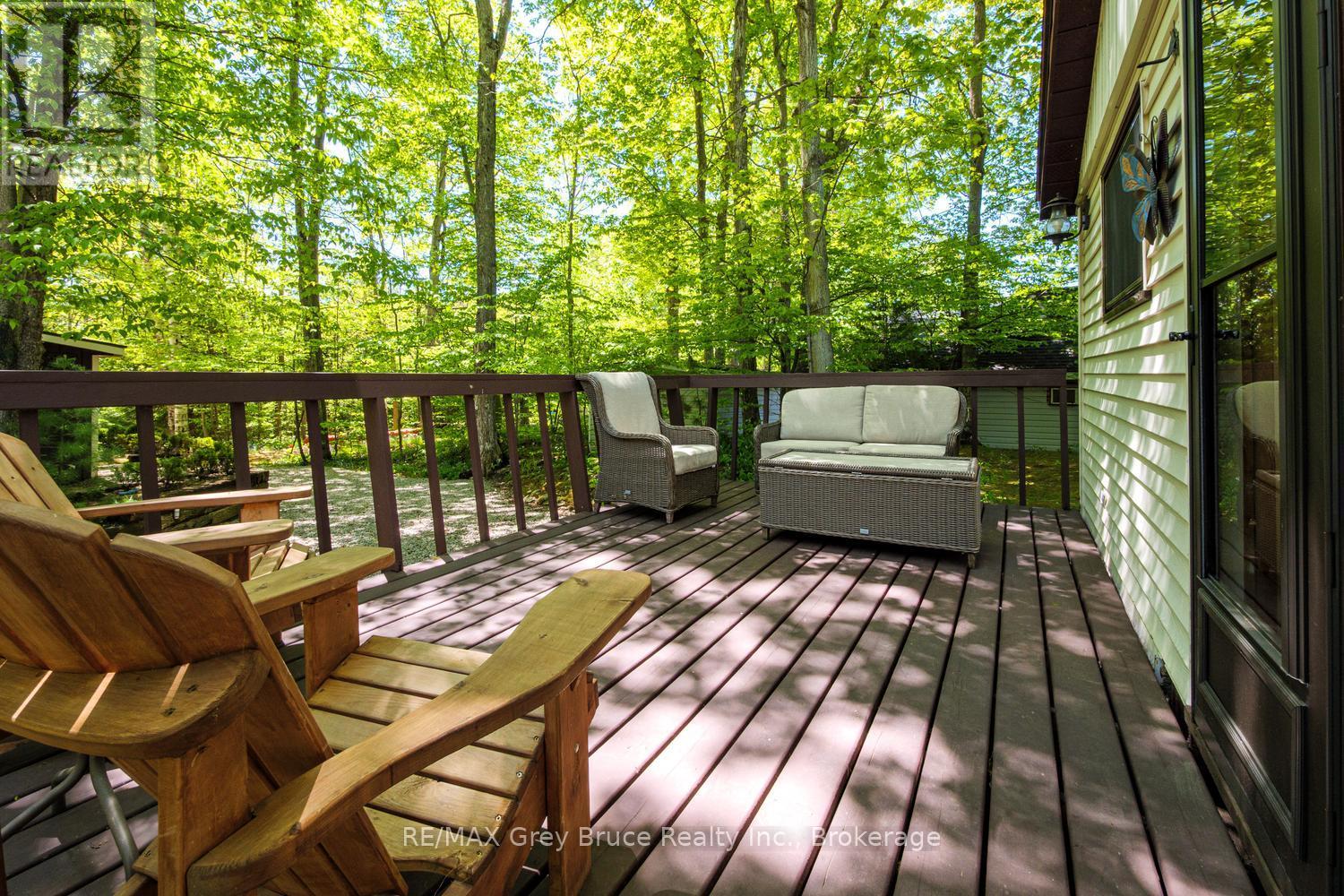 112 SYMON AVENUE - 28