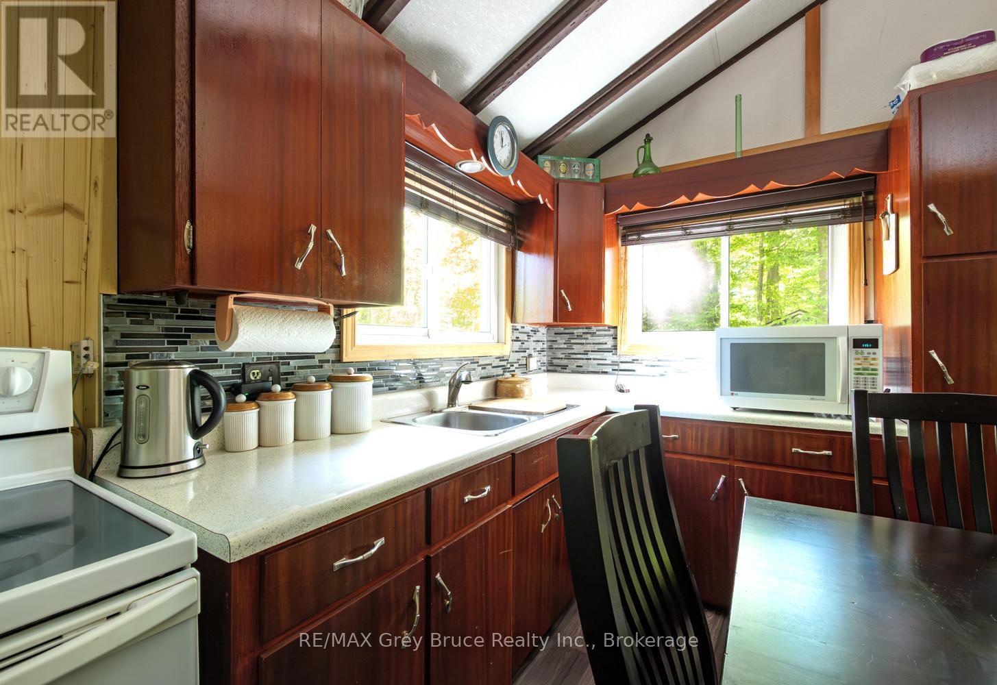 112 SYMON AVENUE - Image 7