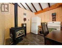 112 Symon Avenue, South Bruce Peninsula, ON N0H2T0 Photo 10