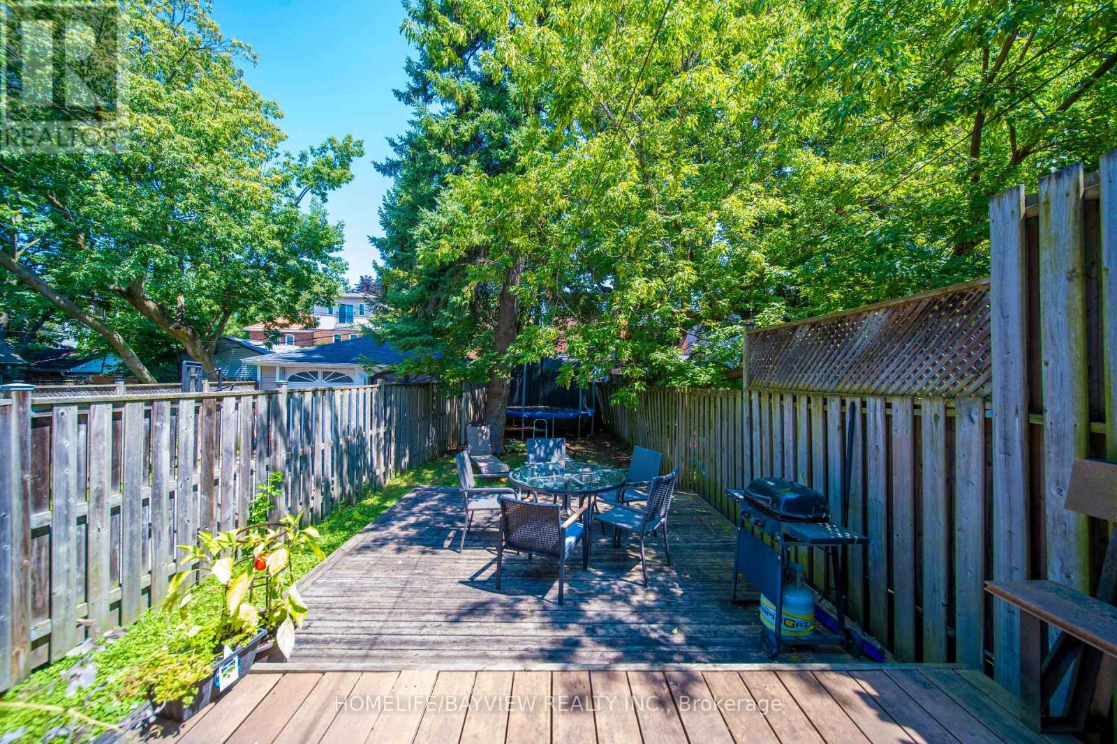 131 HEDDINGTON AVENUE - 25