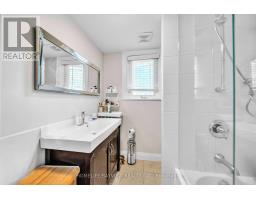 131 Heddington Avenue, Toronto, ON M5N2K9 Photo 23