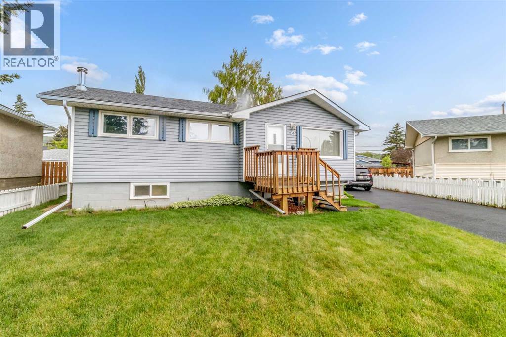 35 Beaupre Crescent - 2