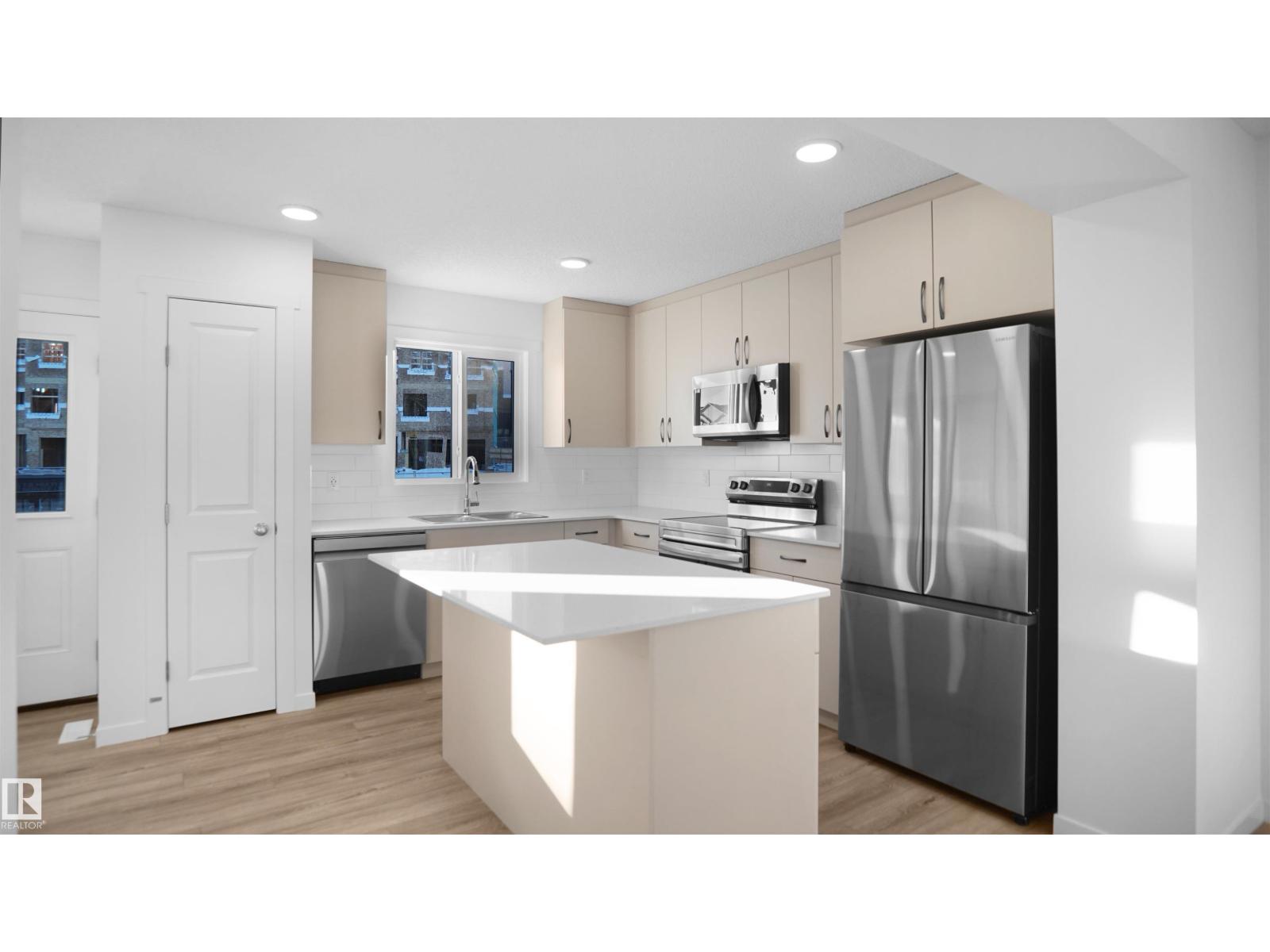 #59 17319 5 ST NE - 8