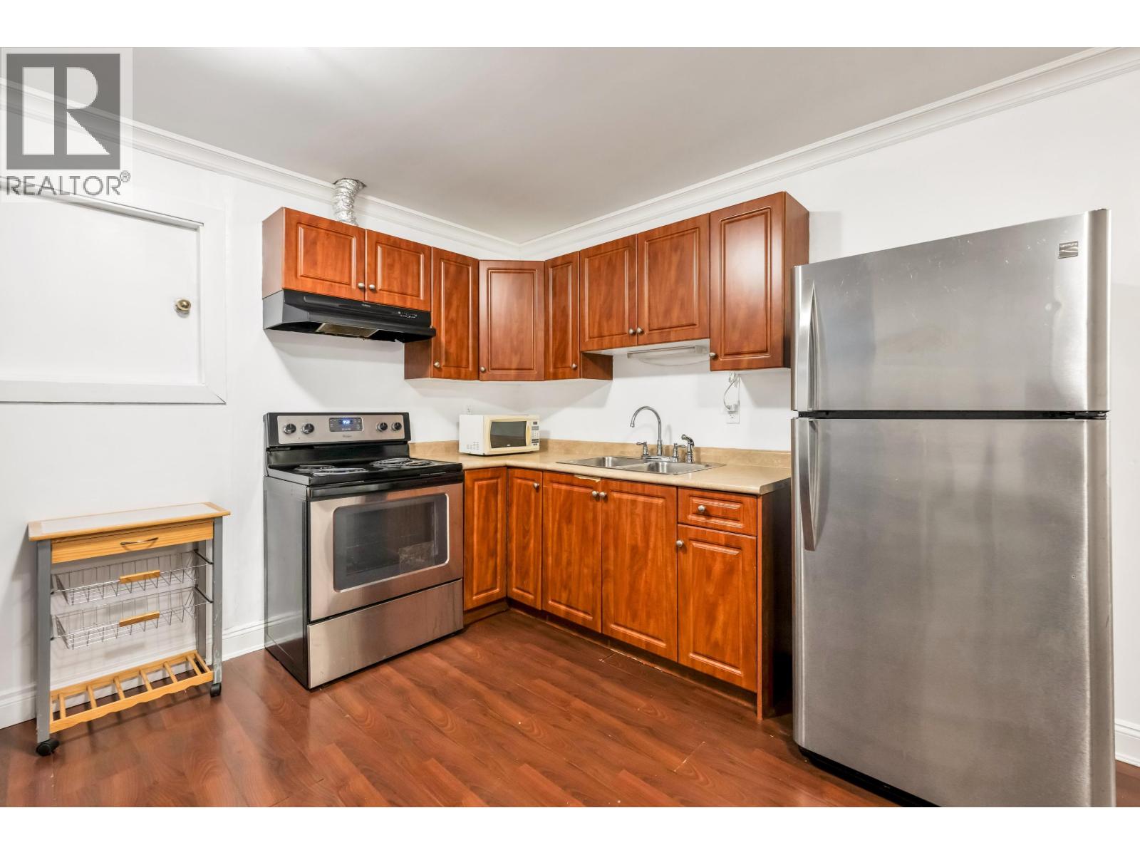 7307 2ND STREET, Burnaby
