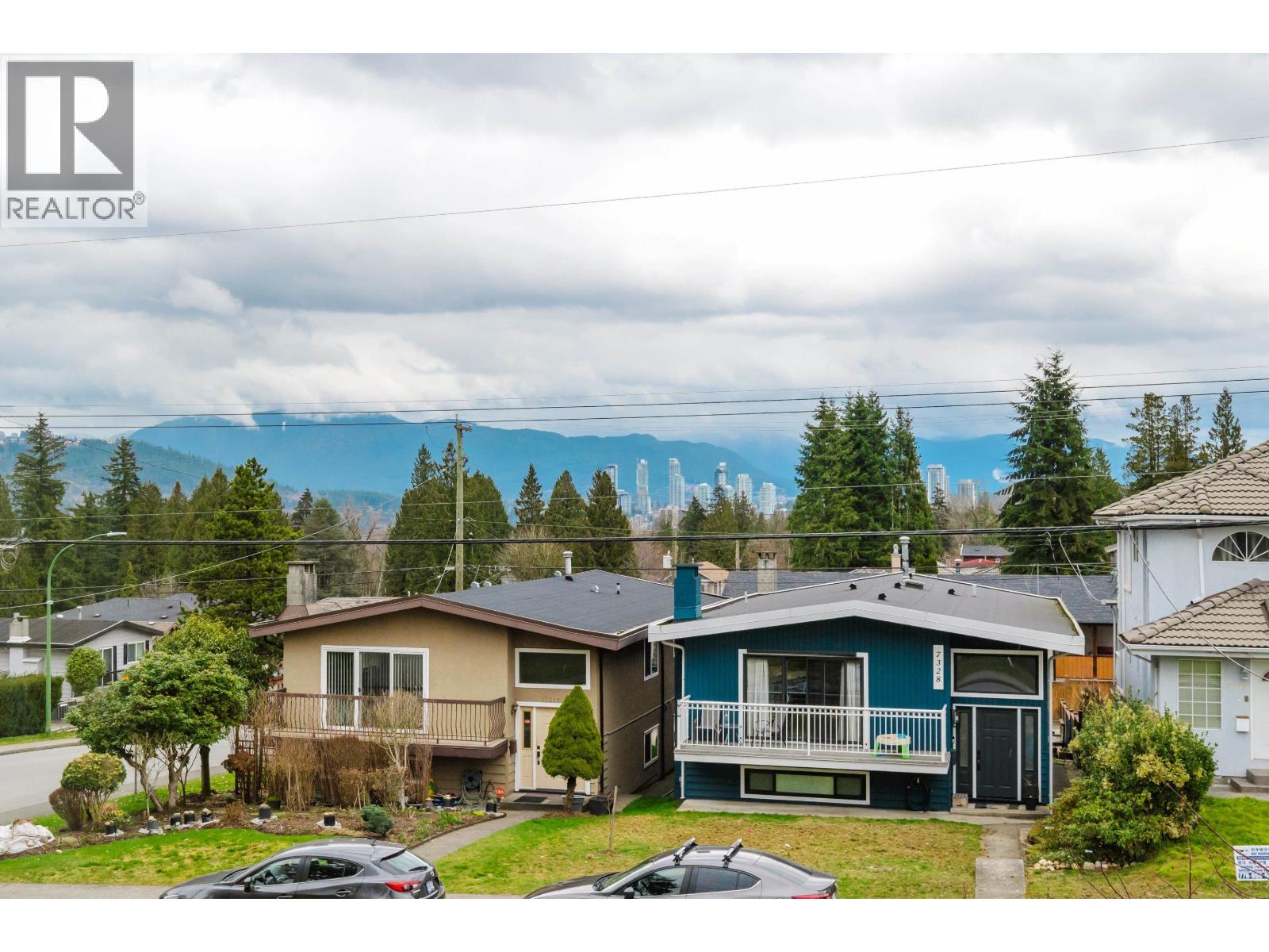 7307 2ND STREET, Burnaby