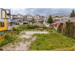 3429 Roxton Avenue, Coquitlam, BC V3B3H7 Photo 6