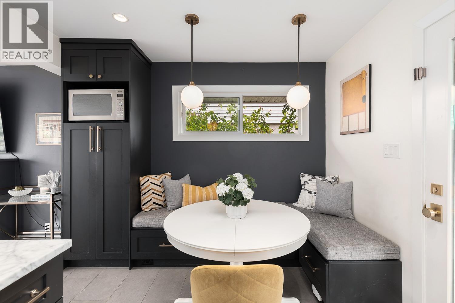 513 GARRETT STREET, New Westminster