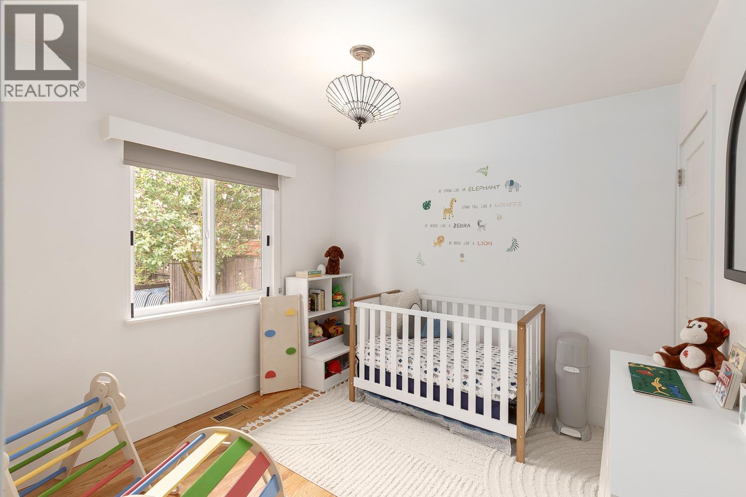 513 GARRETT STREET, New Westminster