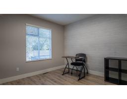 6096 Killarney Drive, Surrey, BC V3S5W9 Photo 13