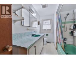 9031 No. 2 Road, Richmond, BC V7E2C6 Photo 15
