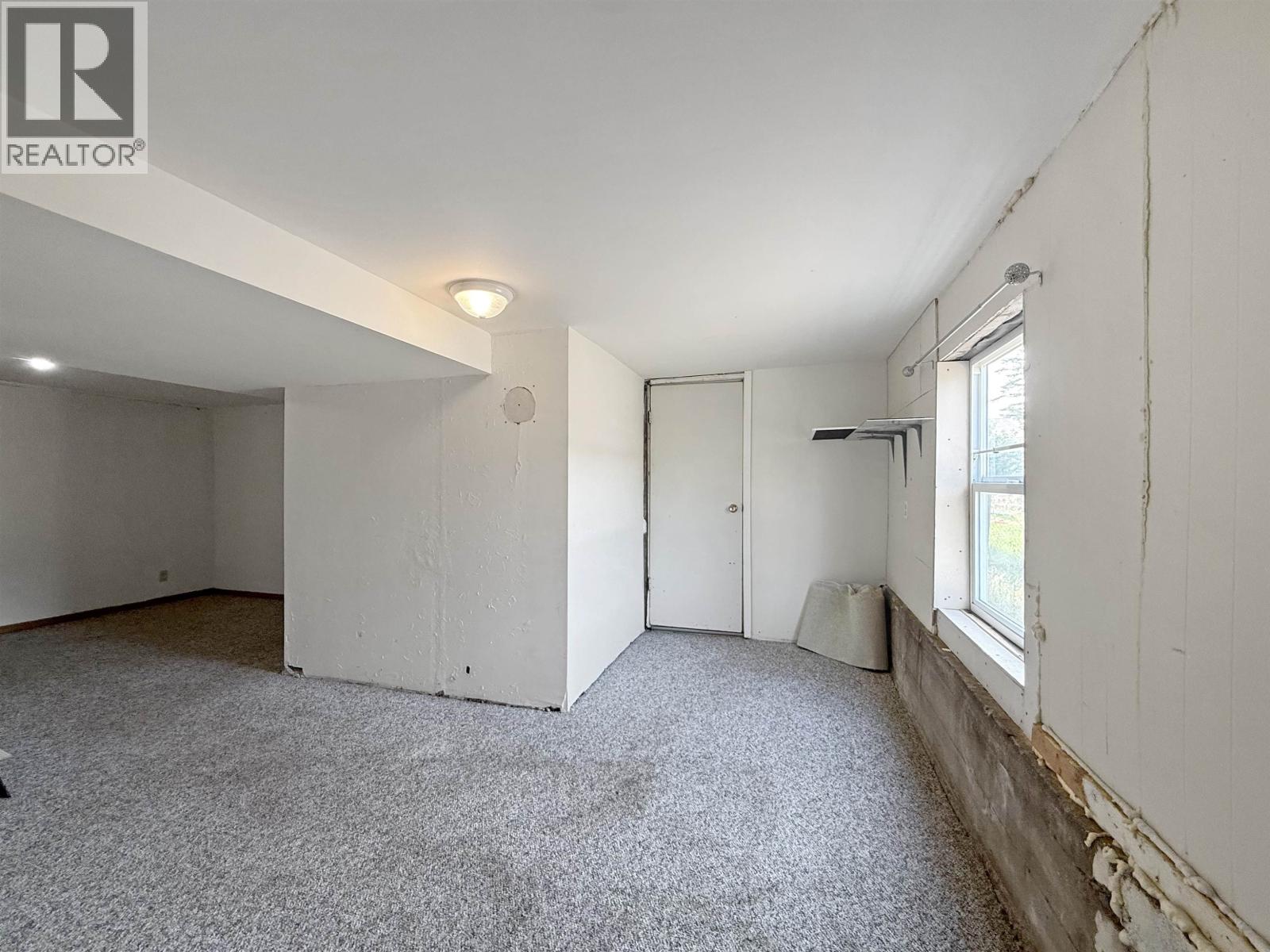 1181 N THIRD AVENUE - 25