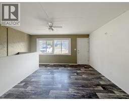 1181 N Third Avenue, Williams Lake, BC V2G1Y2 Photo 17