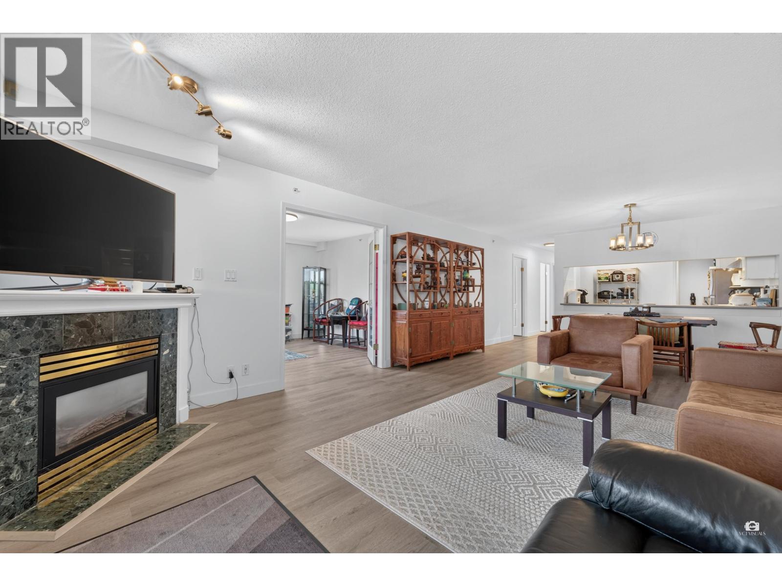 109 5860 DOVER CRESCENT, Richmond — photo 3