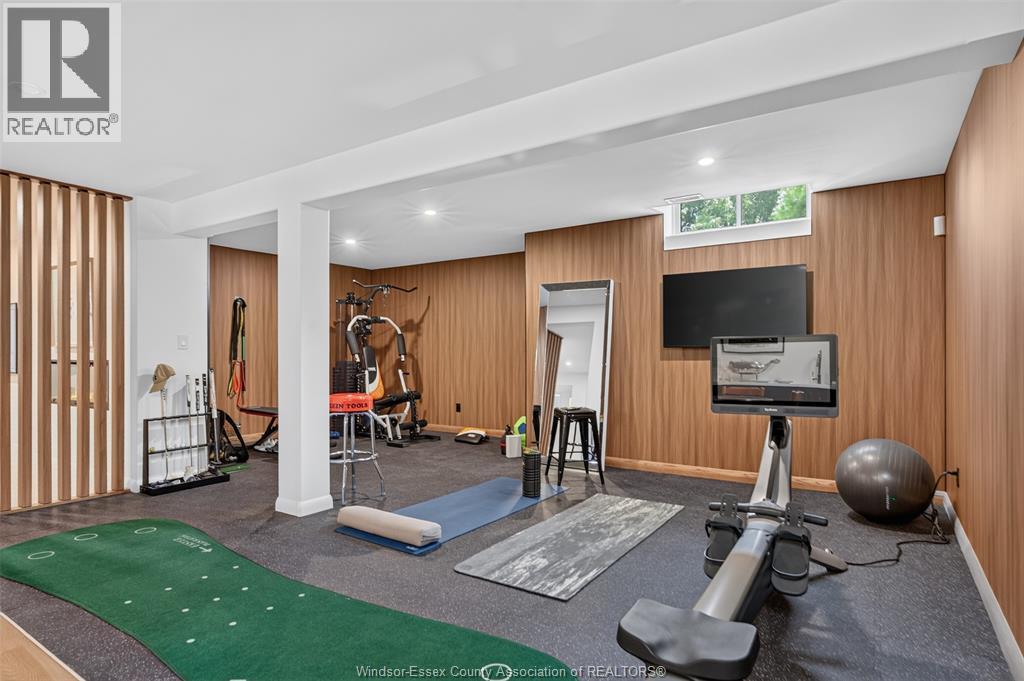 22 Emily AVENUE - 33