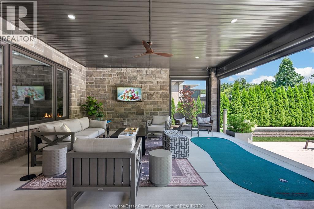 22 Emily AVENUE - 39