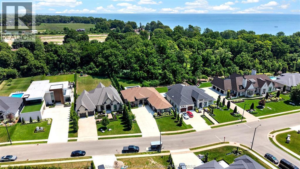 22 Emily AVENUE - 49