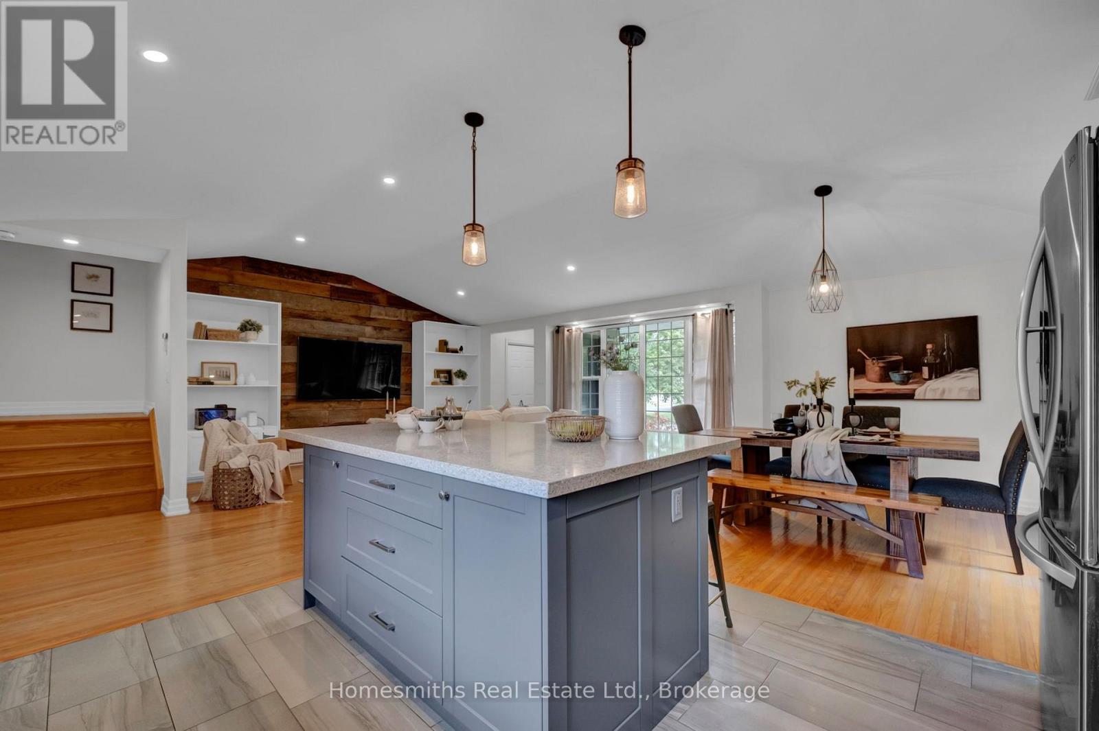 4726 MAIN STREET - 14